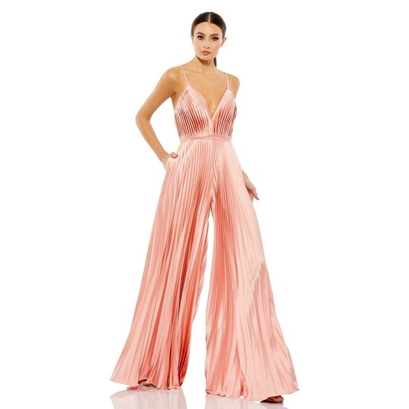 Mac Duggal Pleated Plunge Neck Wide Leg Jumpsuit Size 0 NWT - Picture 2 of 12